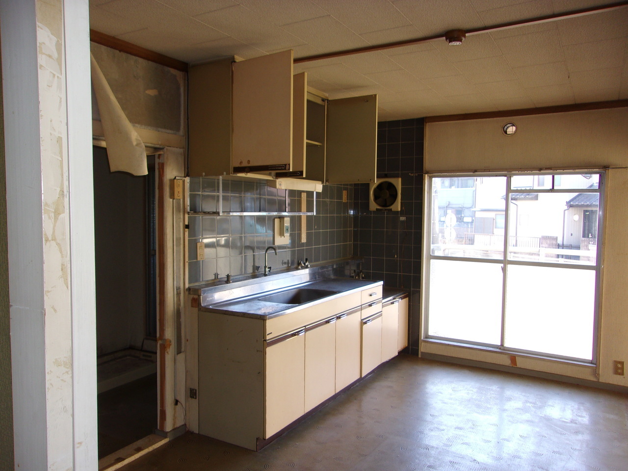 古河市での孤独死現場お片付け事例-ライフサポート倶楽部